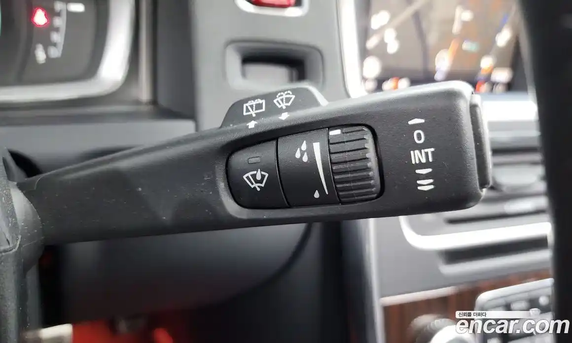 Volvo V60 2018 2.0 гидро в Москве № 230595, фото 15