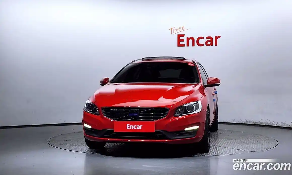 Volvo V60 2018 2.0 гидро в Москве № 230595, фото 3