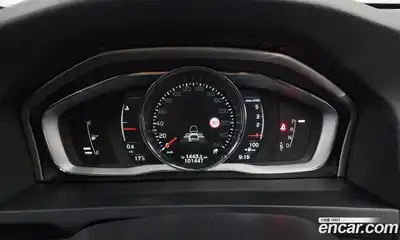Volvo V60 2018 2.0 гидро в Москве № 230595, миниатюра 8