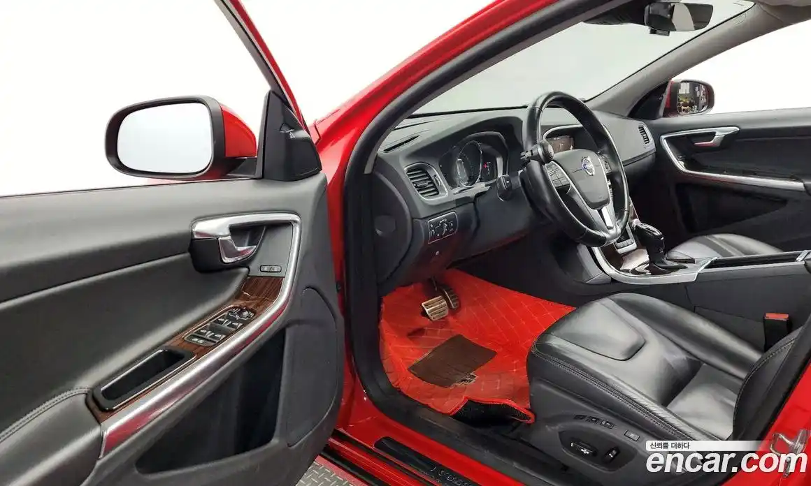 Volvo V60 2018 2.0 гидро в Москве № 230595, фото 10
