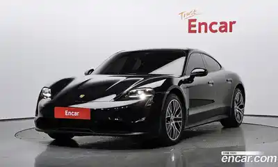 Porsche Taycan, 2023
