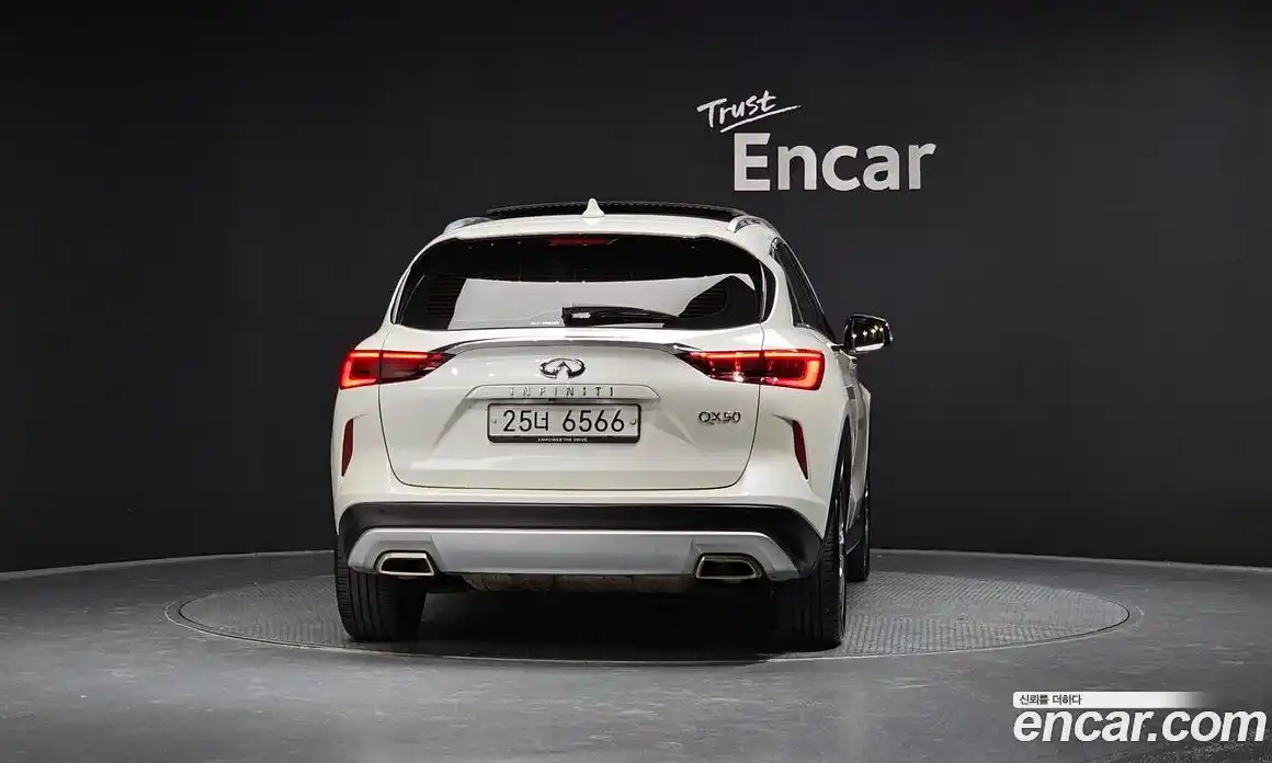 Infiniti QX50 2019 2.0 гидро в Москве № 244629, фото 4