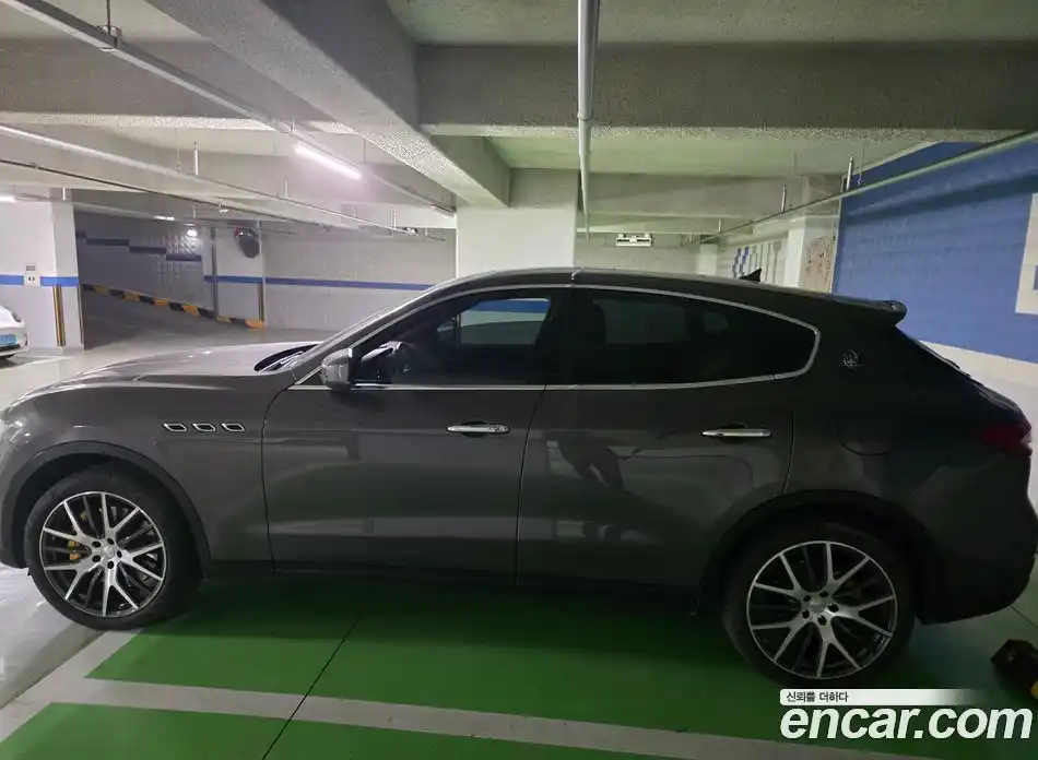 Maserati Levante 2017 3.0 гидро в Москве № 256034, фото 4