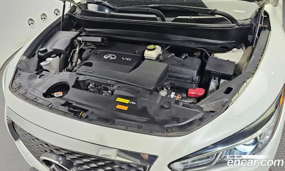Infiniti QX60 2017 3.5 гидро в Москве № 256168, фото 6