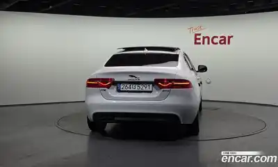 Jaguar XE 2015 2.0 гидро в Москве № 268076, миниатюра 4