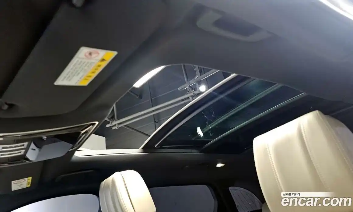 Land Rover Range-Rover Velar 2018 3.0 гидро в Москве № 271487, фото 18