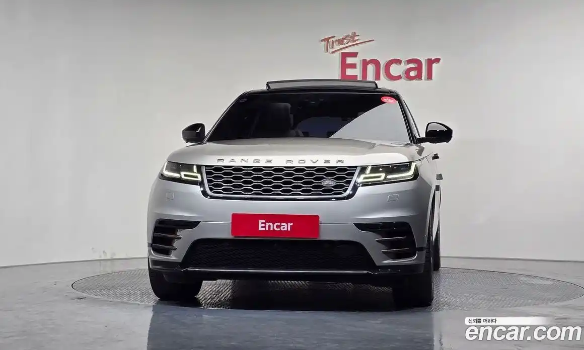 Land Rover Range-Rover Velar 2018 3.0 гидро в Москве № 271487, фото 3