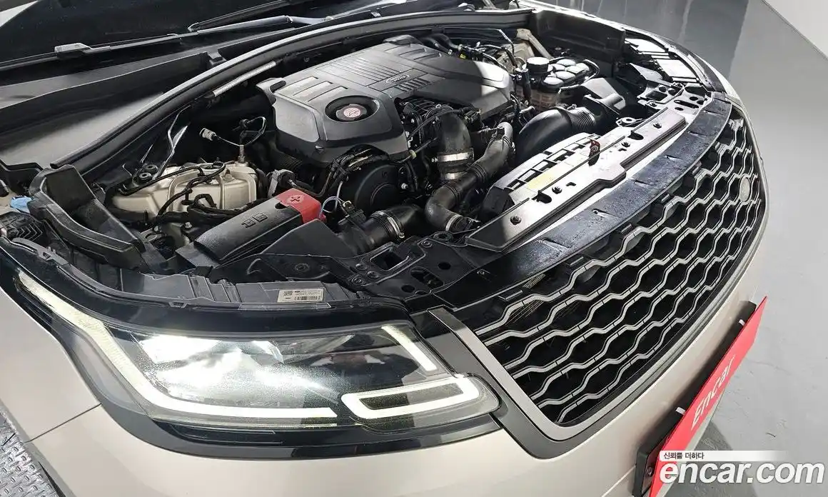 Land Rover Range-Rover Velar 2018 3.0 гидро в Москве № 271487, фото 5