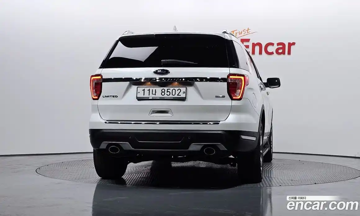 Ford Explorer 2018 2.3 гидро в Москве № 273411, фото 4