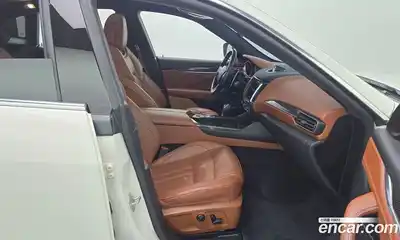 Maserati Levante 2018 3.0 гидро в Москве № 282824, миниатюра 11