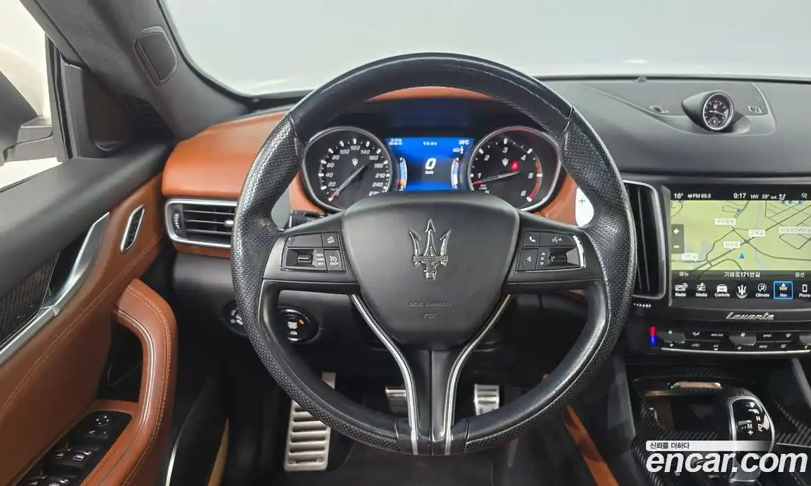 Maserati Levante 2018 3.0 гидро в Москве № 282824, фото 13