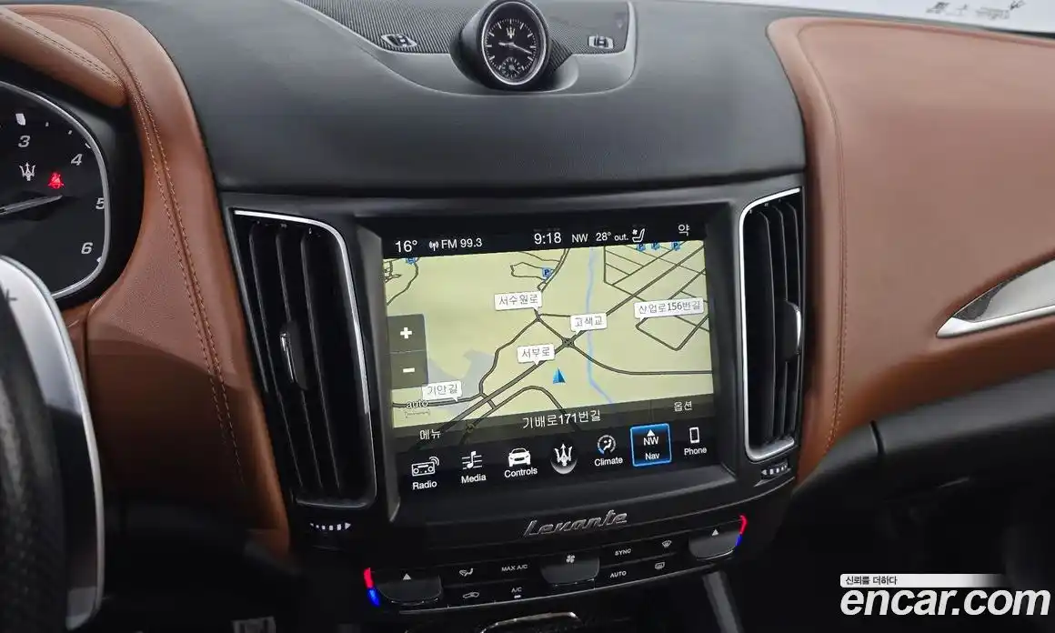 Maserati Levante 2018 3.0 гидро в Москве № 282824, фото 14