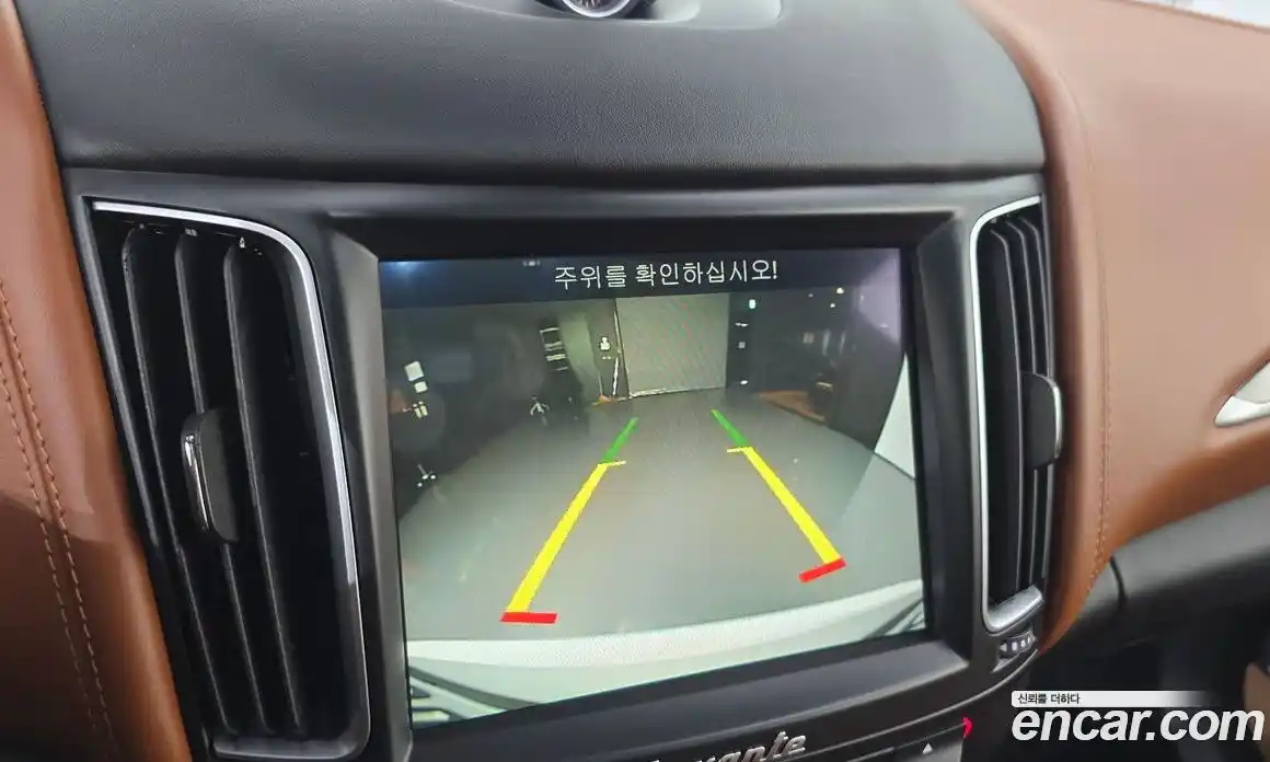 Maserati Levante 2018 3.0 гидро в Москве № 282824, фото 15