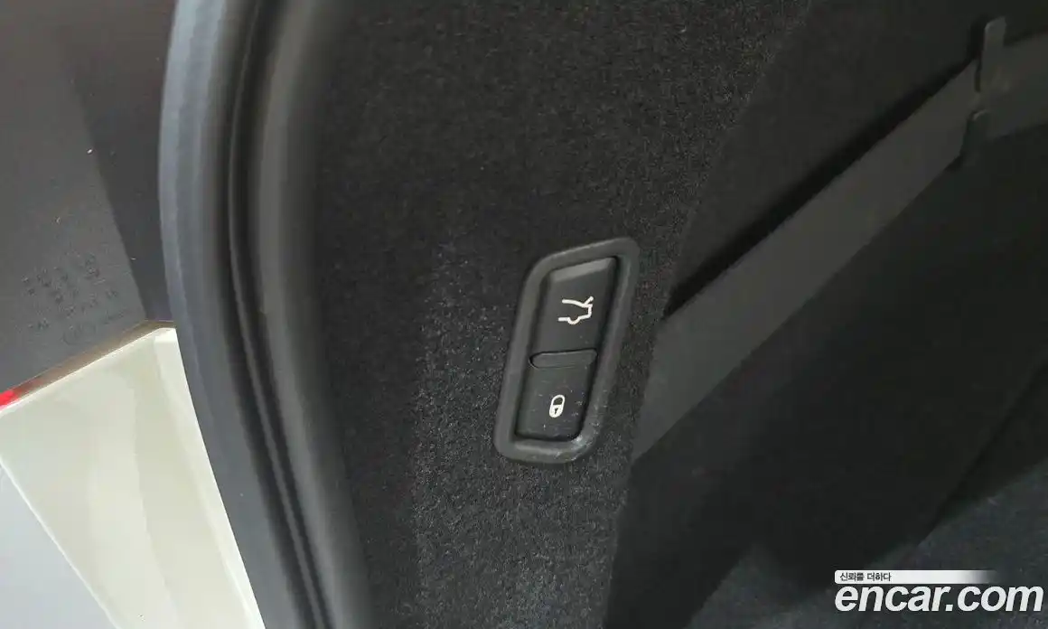 Maserati Levante 2018 3.0 гидро в Москве № 282824, фото 20