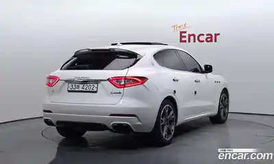 Maserati Levante 2018 3.0 гидро в Москве № 282824, миниатюра 2