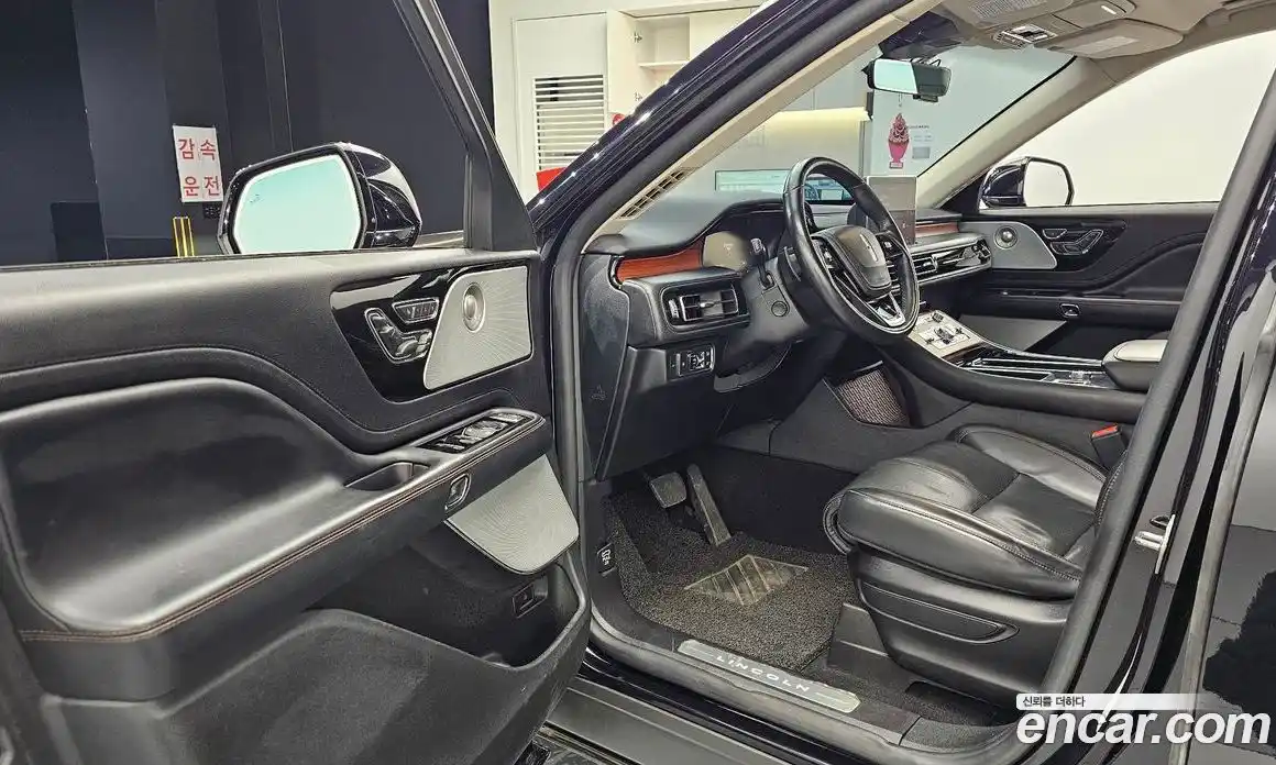 Lincoln Aviator 2020 3.0 гидро в Москве № 304184, фото 11