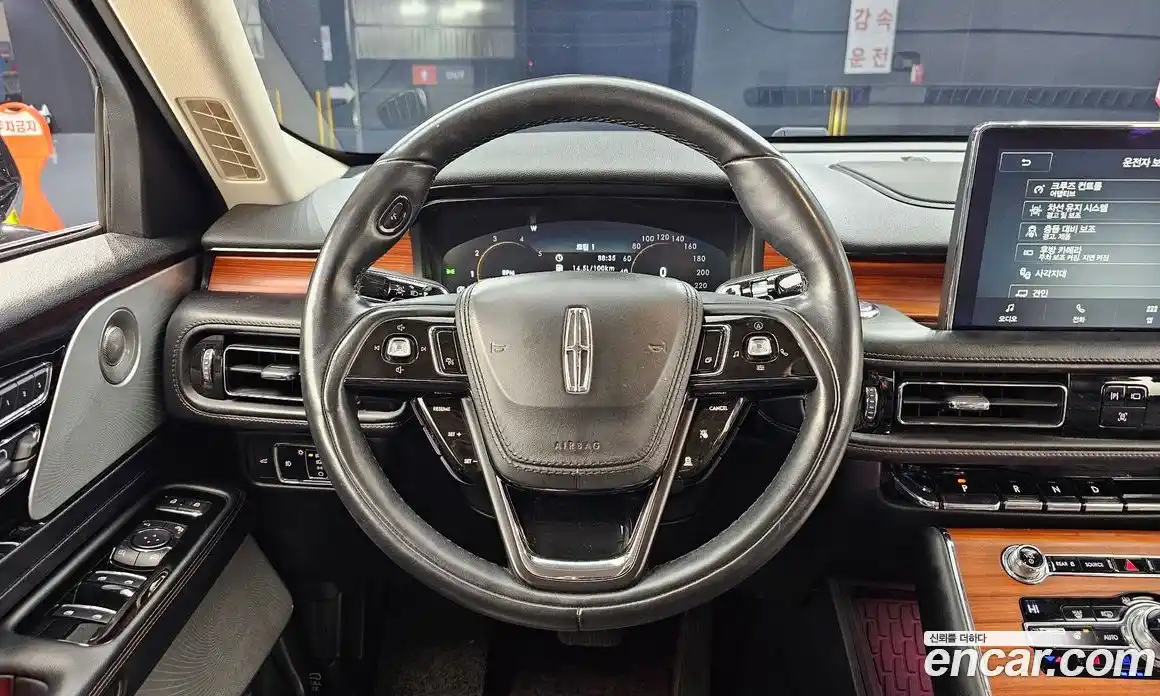 Lincoln Aviator 2020 3.0 гидро в Москве № 304184, фото 13