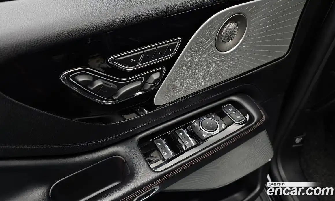 Lincoln Aviator 2020 3.0 гидро в Москве № 304184, фото 16