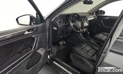 Volkswagen Tiguan 2020 2.0 гидро в Москве № 329865, миниатюра 11