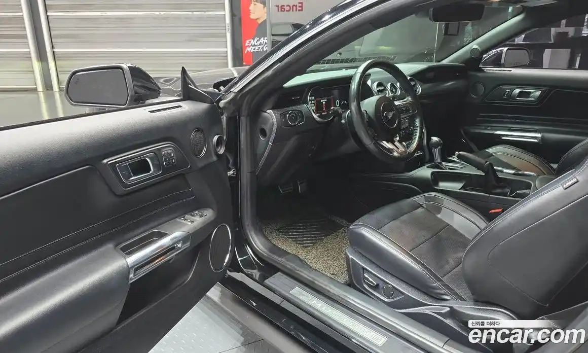 Ford Mustang 2019 2.3 гидро в Москве № 335253, фото 11