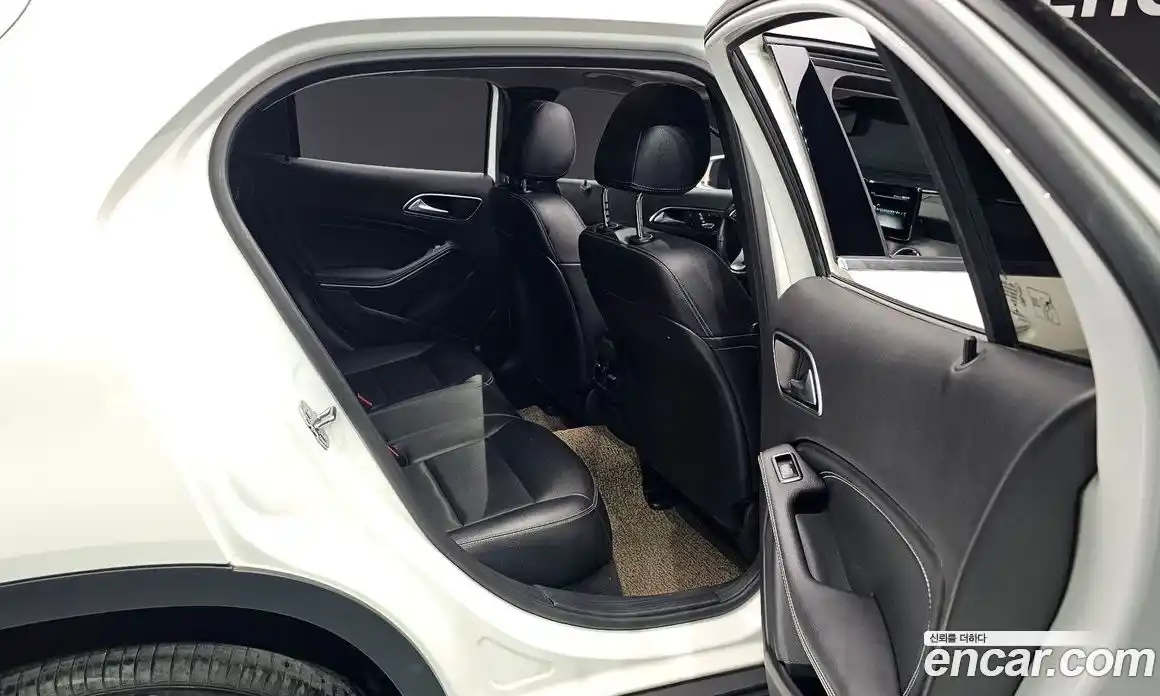 Mercedes-Benz GLA-Class 2018 2.0 гидро в Москве № 342522, фото 11