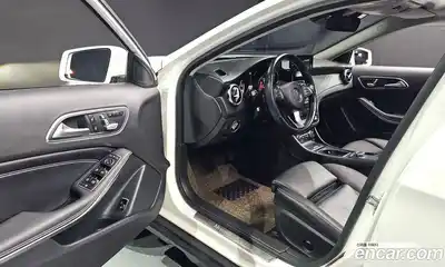 Mercedes-Benz GLA-Class 2018 2.0 гидро в Москве № 342522, миниатюра 12