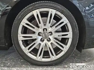 Audi A8 2013 4.1 гидро в Москве № 373605, миниатюра 5