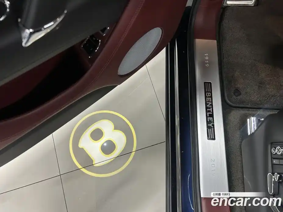 Bentley Bentayga 2020 4.0 гидро в Москве № 418275, фото 15