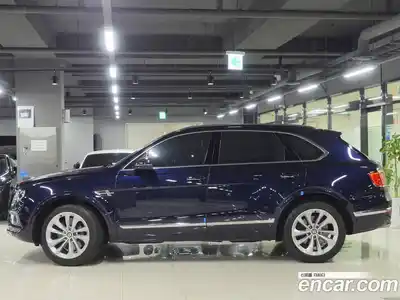 Bentley Bentayga 2020 4.0 гидро в Москве № 418275, миниатюра 2