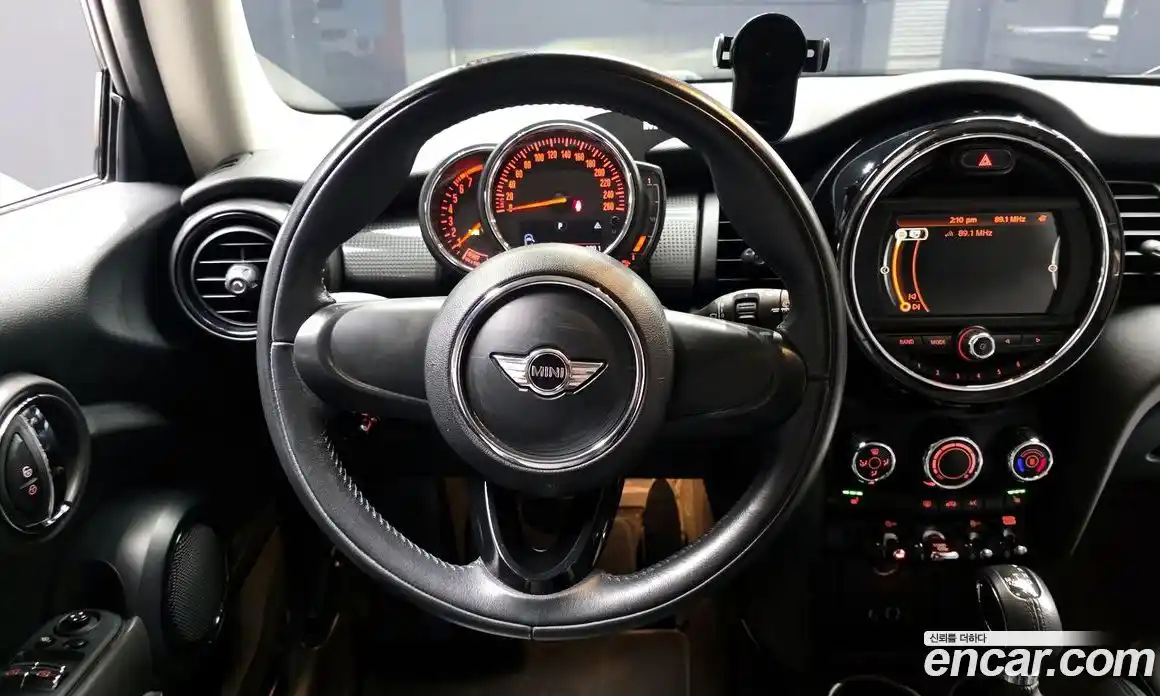 Mini Cooper 2018 1.5 гидро в Москве № 432123, фото 13
