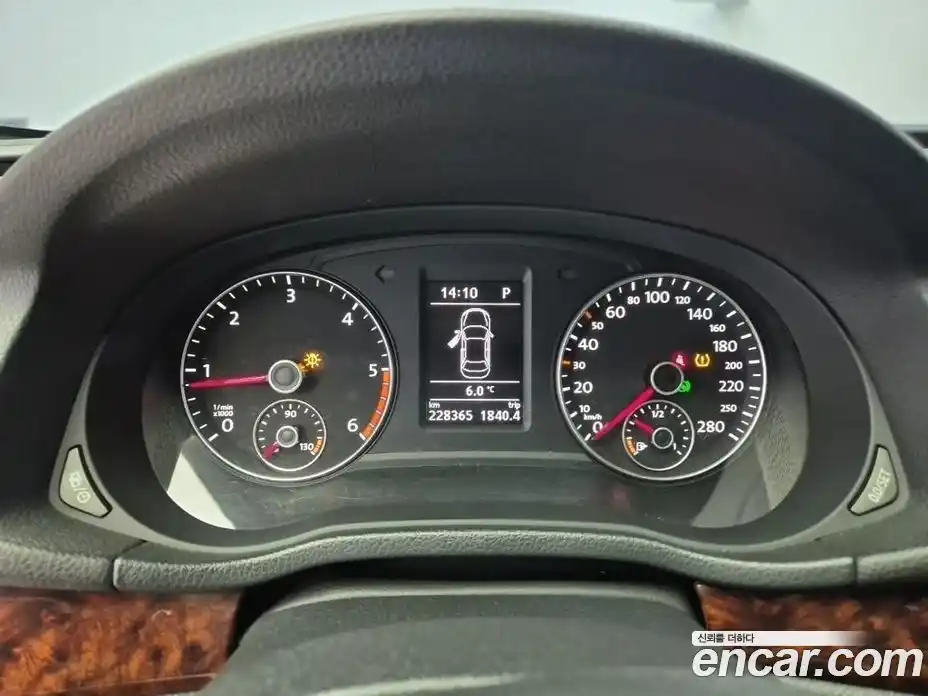 Volkswagen Passat 2012 2.0 гидро в Москве № 534494, фото 6