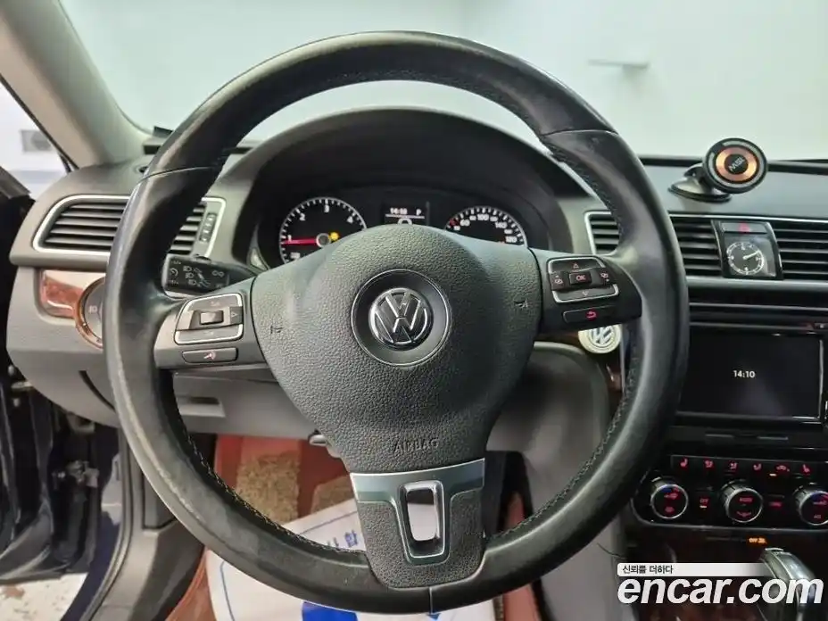Volkswagen Passat 2012 2.0 гидро в Москве № 534494, фото 9