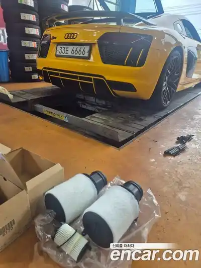 Audi R8 2017 5.2 гидро в Москве № 544753, миниатюра 6