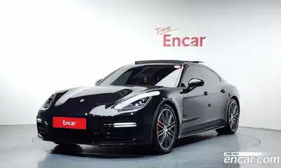 Porsche Panamera, 2020