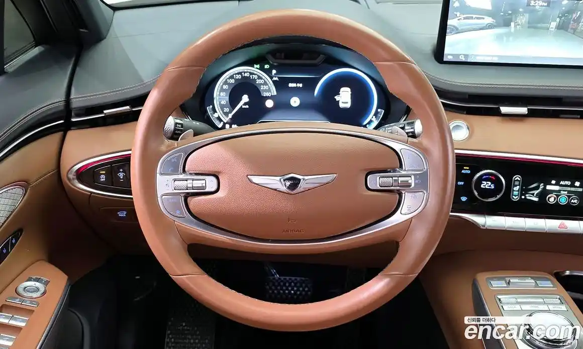 Genesis GV70 2024 2.5 гидро в Москве № 56357, фото 13