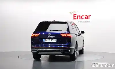 Volkswagen Tiguan 2022 2.0 гидро в Москве № 628874, миниатюра 4