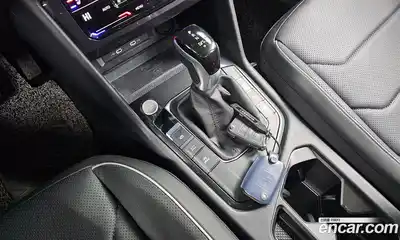 Volkswagen Tiguan 2022 2.0 гидро в Москве № 628874, миниатюра 9