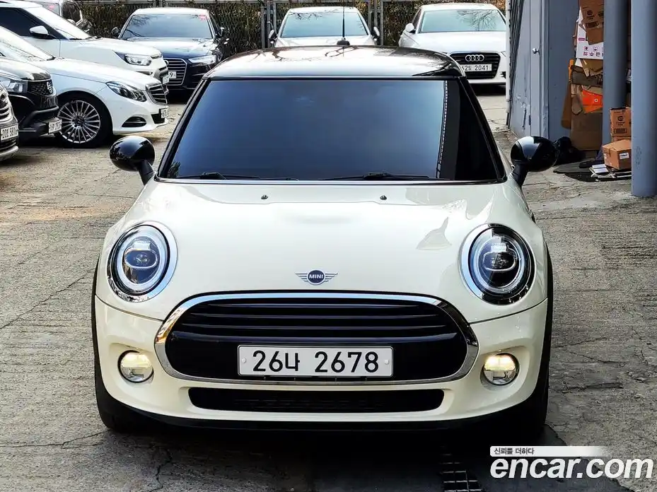 Mini Cooper 2019 1.5 гидро в Москве № 749810, фото 3