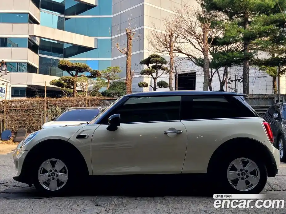 Mini Cooper 2019 1.5 гидро в Москве № 749810, фото 7