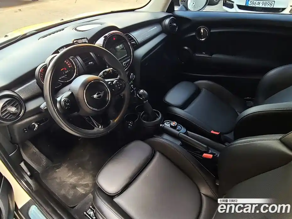 Mini Cooper 2019 1.5 гидро в Москве № 749810, фото 9