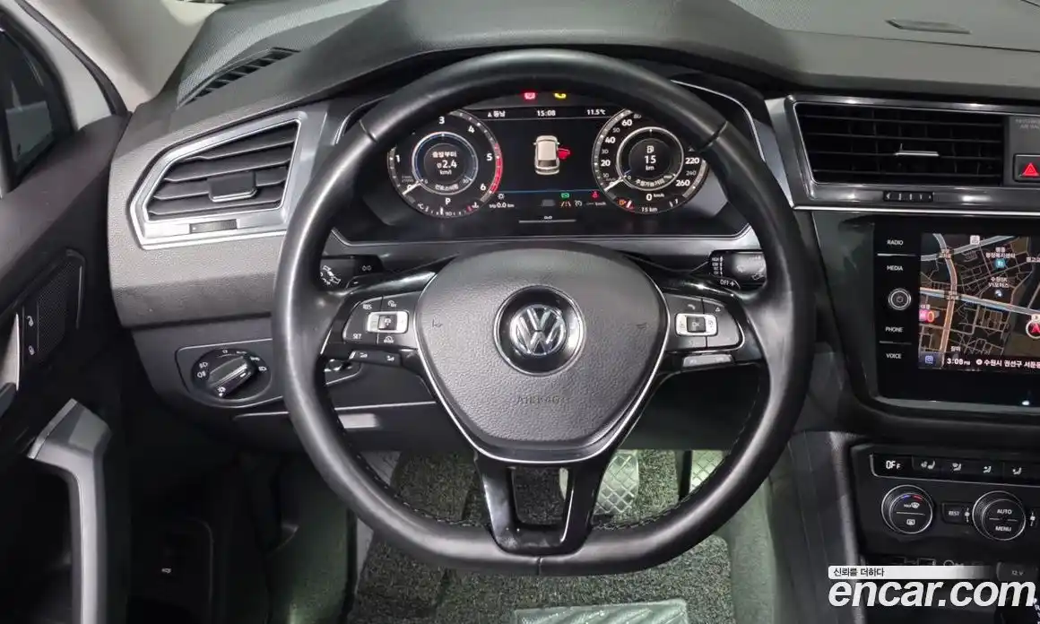 Volkswagen Tiguan 2018 2.0 гидро в Москве № 750035, фото 13