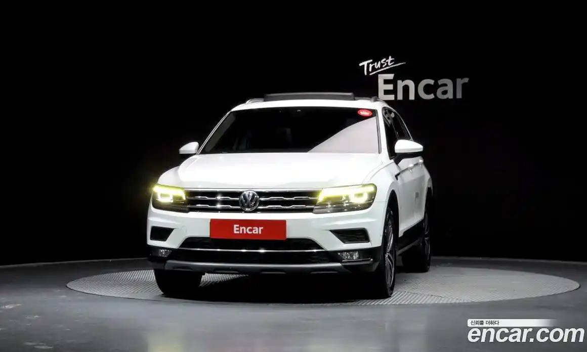 Volkswagen Tiguan 2018 2.0 гидро в Москве № 750035, фото 3
