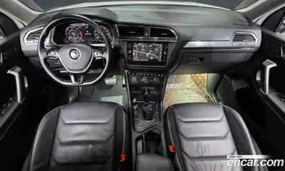 Volkswagen Tiguan 2018 2.0 гидро в Москве № 750035, миниатюра 7