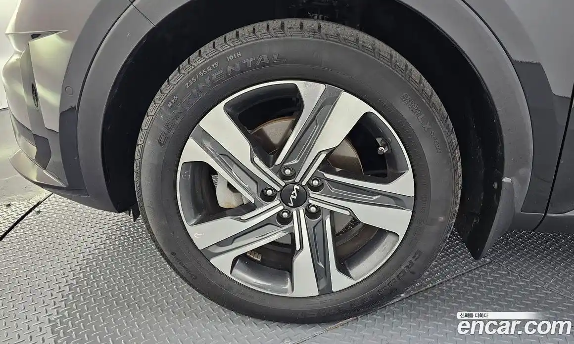 Kia Sorento 2023 1.6 гидро, фото 5