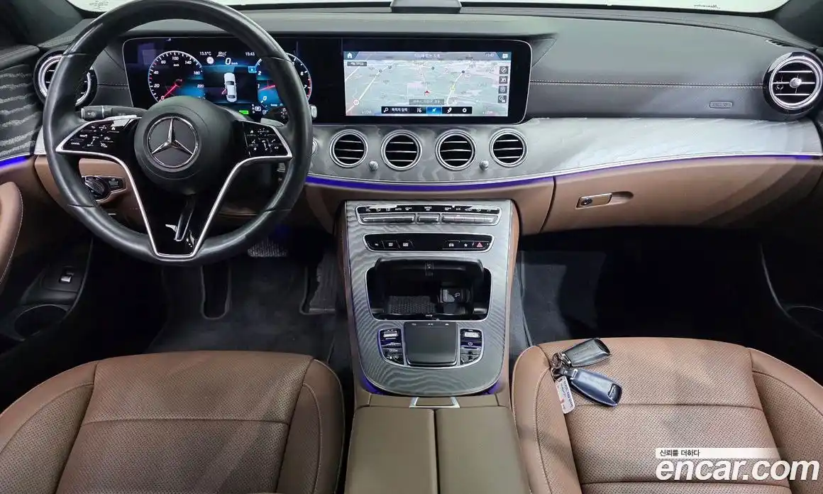 Mercedes-Benz E-Class 2022 2.0 гидро, фото 7