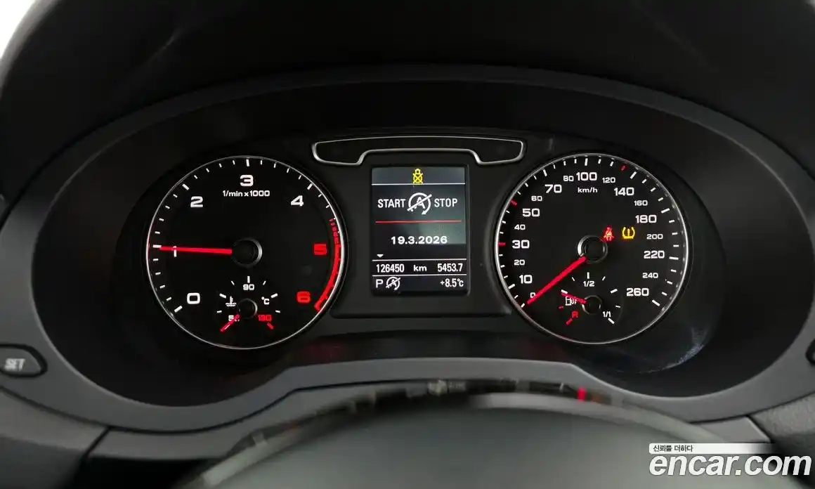 Audi Q3 2014 2.0 гидро в Москве № 801796, фото 8