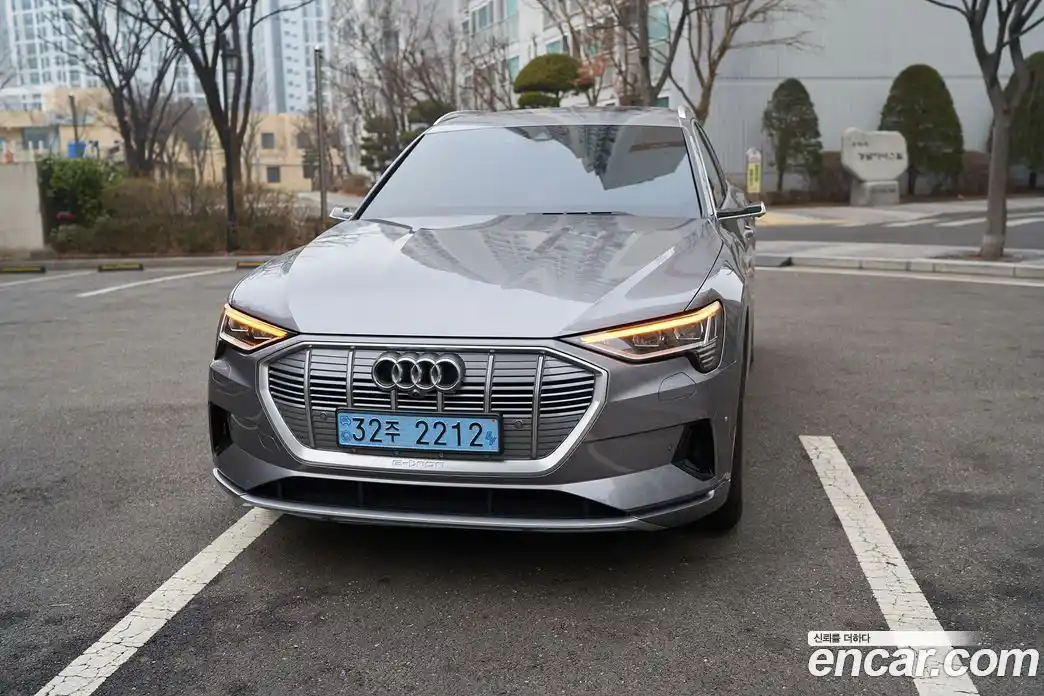 Audi e-tron 2021 0.2 гидро в Москве, фото 3