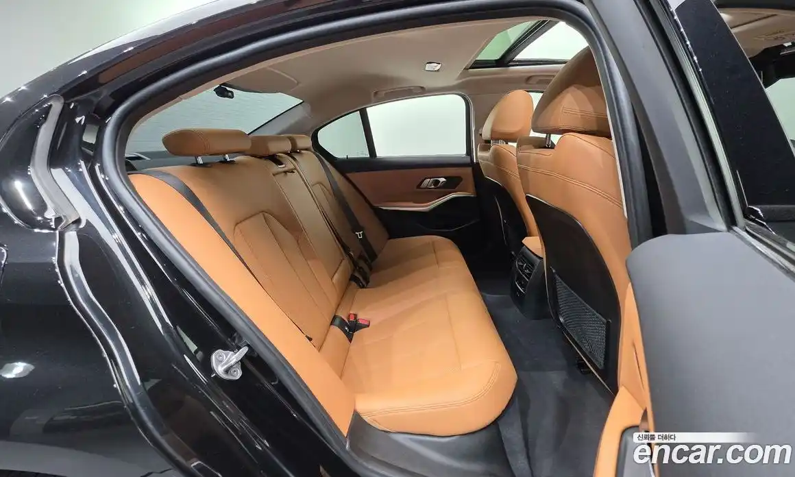 BMW 3-Series 2023 2.0 гидро, фото 19
