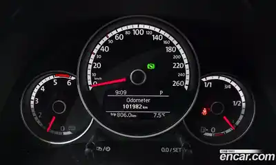 Volkswagen Beatle 2014 2.0 гидро в Москве № 862355, миниатюра 8