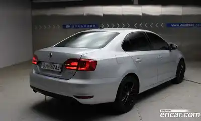 Volkswagen Jetta 2014 1.6 гидро в Москве № 862490, миниатюра 2